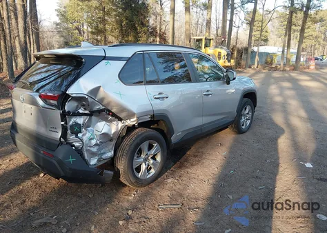 2022 Toyota Rav4 Hybrid Xle z USA, uszkodzony, nr VIN 4T3RWRFV5NU050795